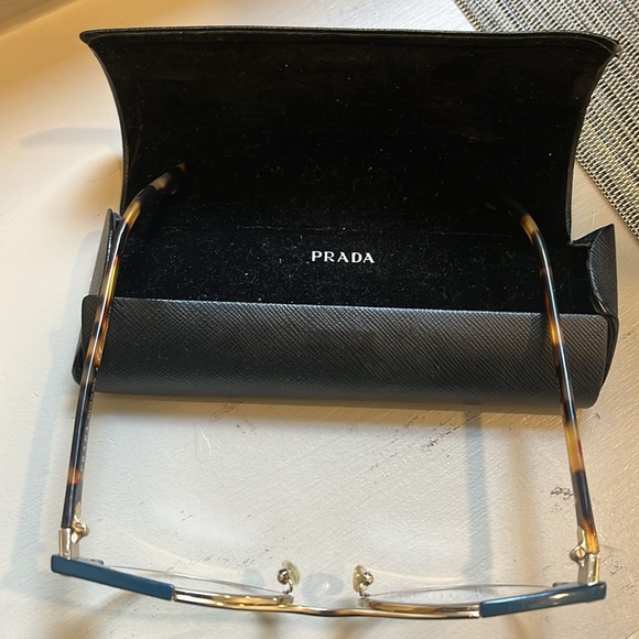 Prada frames - Picture 2 of 5